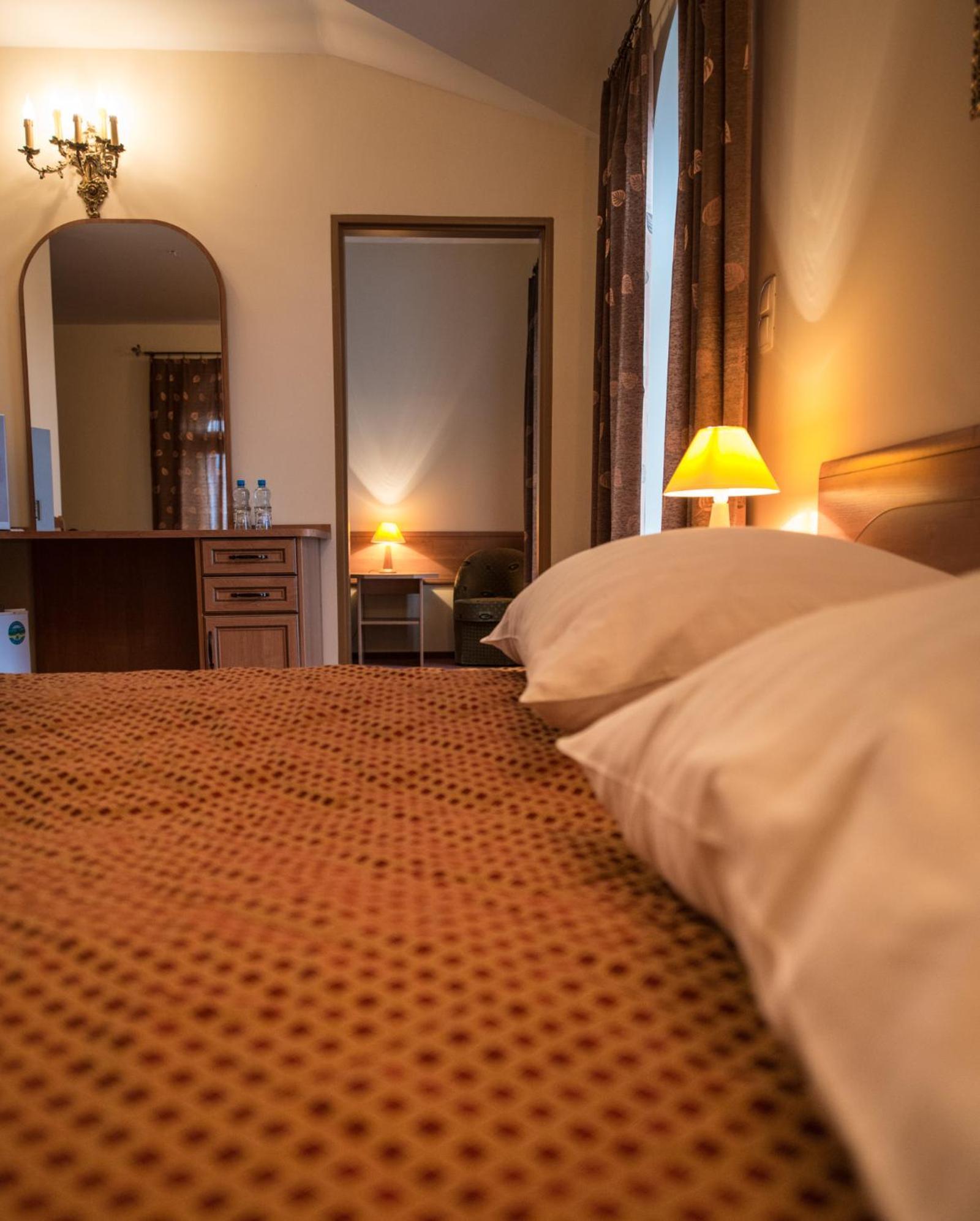 Hotel Ros Pisz Luaran gambar