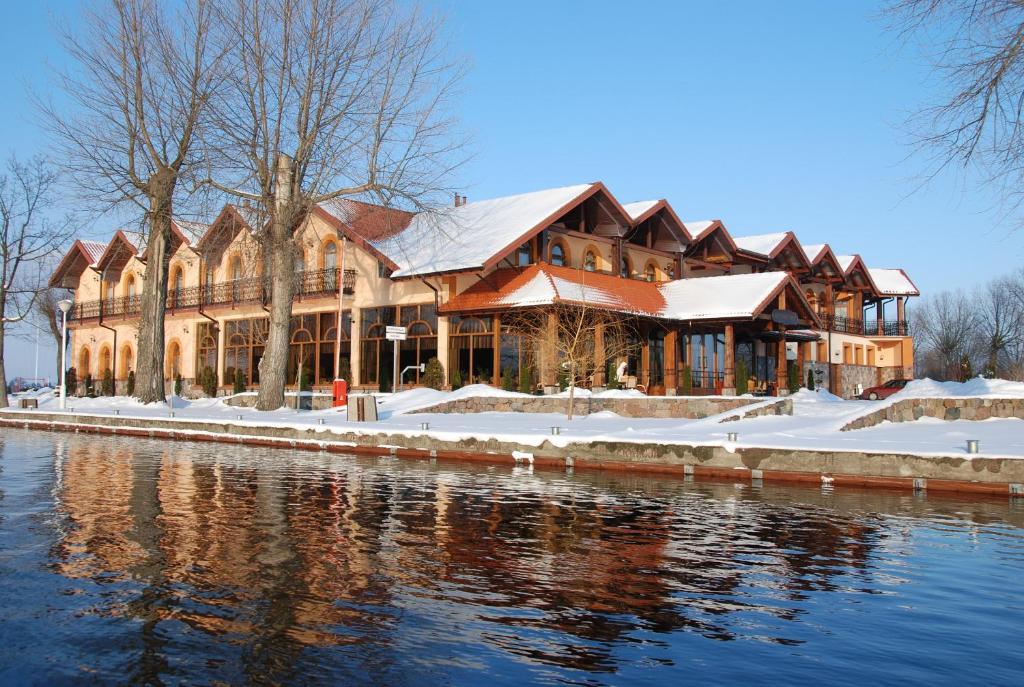 Hotel Ros Pisz Luaran gambar